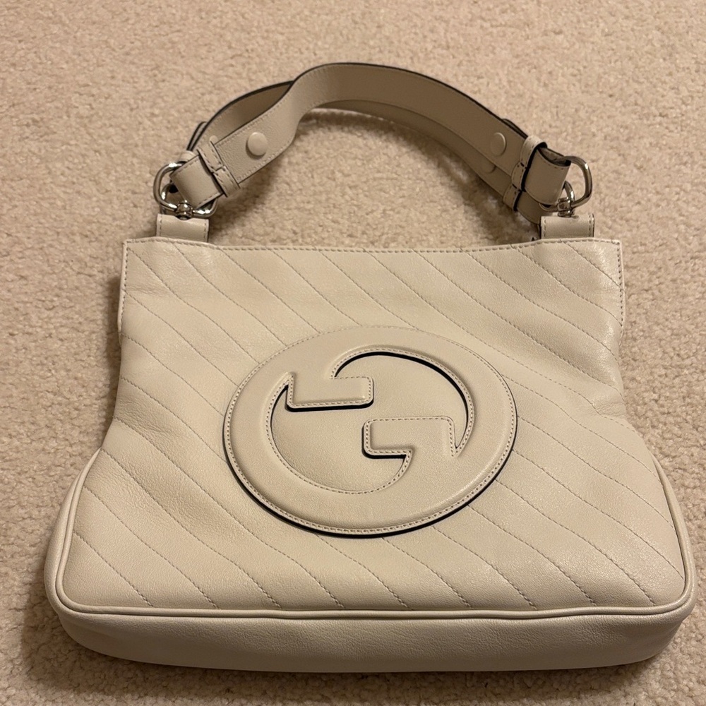 Gucci Off-White Leather Shoulder Bag